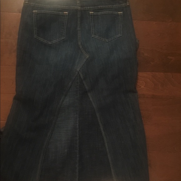 denim  skirt this style will be $35 - Picture 2 of 2